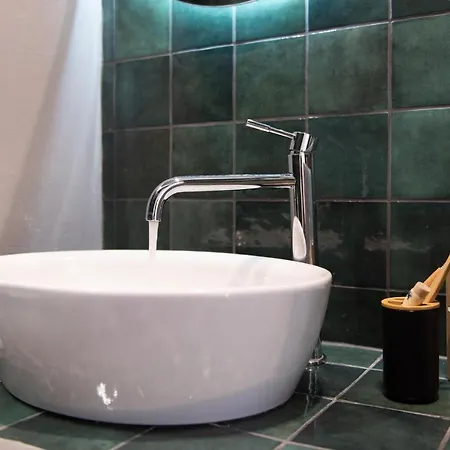 The Be House Ano Petali