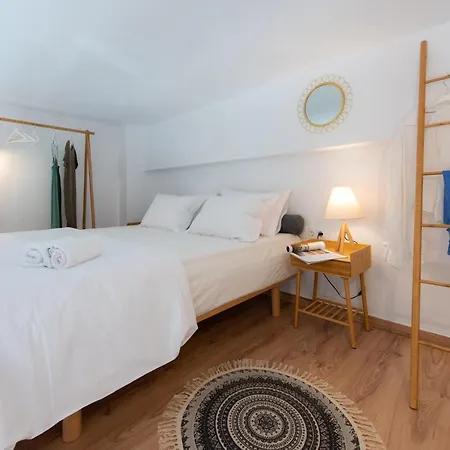The Be House Apartment Ano Petali