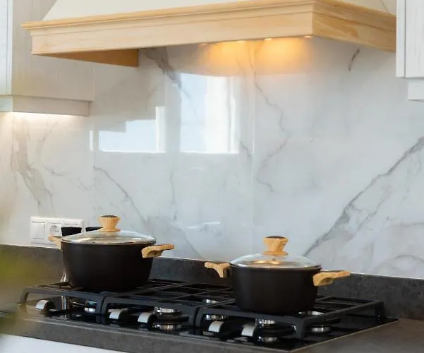 The Be House Apartment *