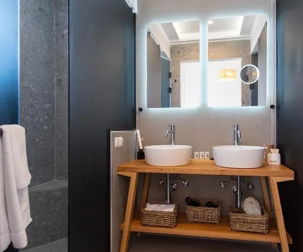 Apartament The Be House *