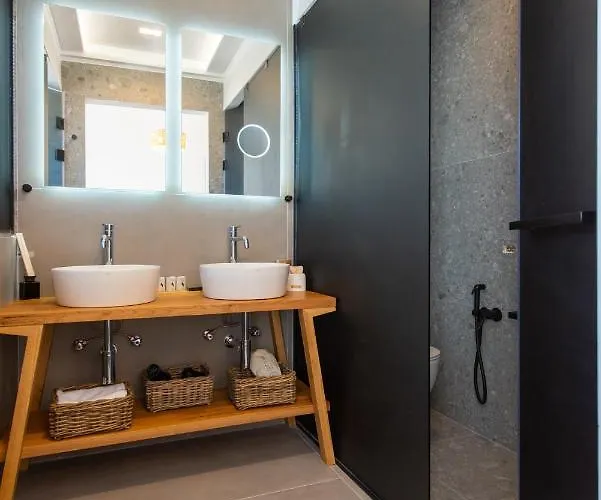 The Be House Apartament Ano Petali