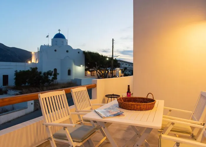 The Be House Ano Petali