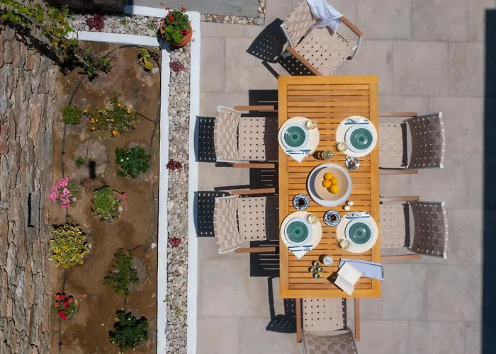 The Be House Ano Petali